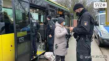 3G-Regel im ÖPNV Parchim: Polizei und Ordnungsamt stellen bei Kontrolle kaum Verstöße fest | svz.de - svz – Schweriner Volkszeitung