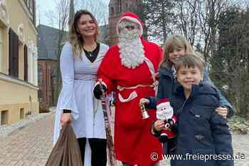 Weihnachtsmann geht auf Lichtertour - Freie Presse