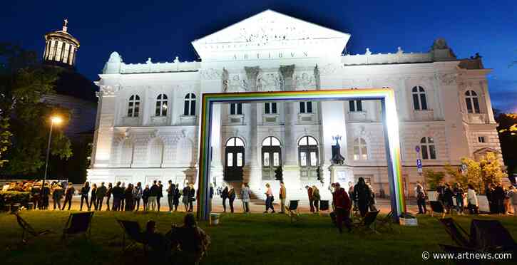 The Crisis in Poland’s Museums