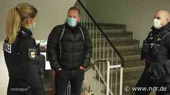 Polizeieinsatz in Stralsund - Tag 4 - NDR.de