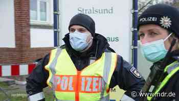 Polizeieinsatz in Stralsund - Tag 2 - NDR.de