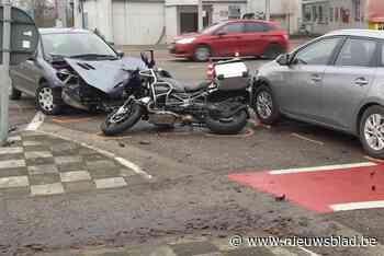 Motorrijder levensgevaarlijk gewond na aanrijding in Donk