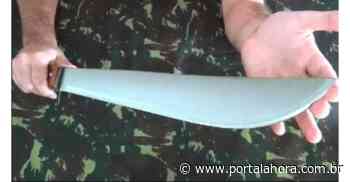 Briga em Imbituba: pai e filho têm a residência invadida por irmãos e são ameaçados de morte e agredidos a pedradas e "panada" de facão - Portal AHora