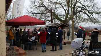 Corona und Weihnachten: Ein Konziergang – ein Spaziergang mit Konzert durch Bad Belzig - moz.de