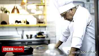 Covid: Firms plead for help as customers cancel bookings