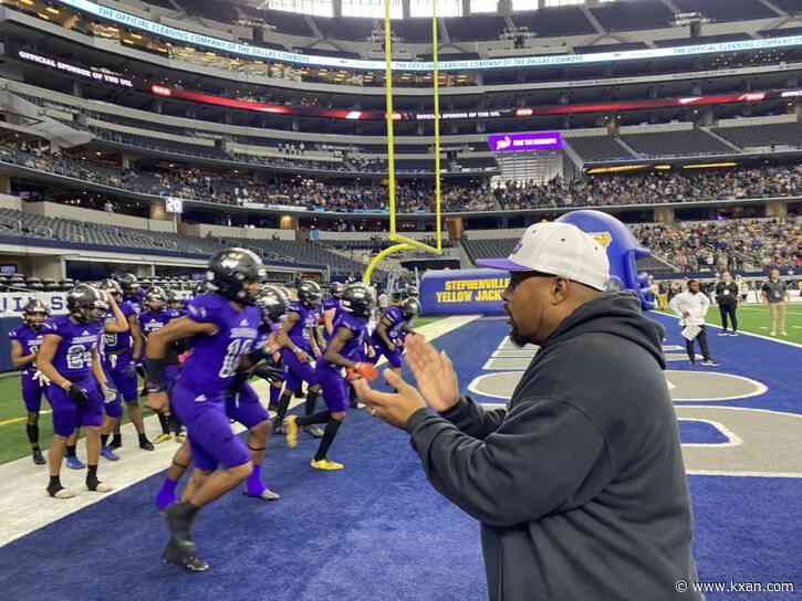 Texas high school football: LBJ's dream season ends in 4A DI title game loss, 38-21 to Stephenville