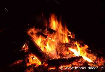 Biblioteca Live - La Gattiana raccolta a cura di Archeoclub Manduria: la seconda parte di Aspettando il Natale - ManduriaOggi