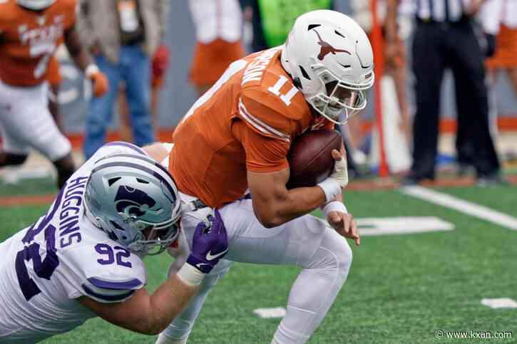 Texas QB Casey Thompson enters transfer portal