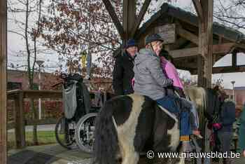 Broechemse Concertband stopt en schenkt resterend geld aan DVC Zevenbergen - Het Nieuwsblad