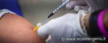 Vaccini, in coda per la terza dose: giovedì a Dalmine quattro ore di attesa - Cronaca, Bergamo - L'Eco di Bergamo