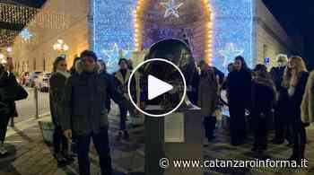 Inaugurata l’opera “Il Rispetto” di Nuccio Loreti in Piazza Matteotti - CatanzaroInforma