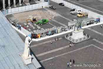 Piazza del Plebiscito, via i cantieri dal 22 dicembre: poi un’opera d’arte per le grate della metro - Fanpage.it