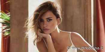 Un'opera d'arte, l'abito di Penelope Cruz al MoMa di New York - DireDonna