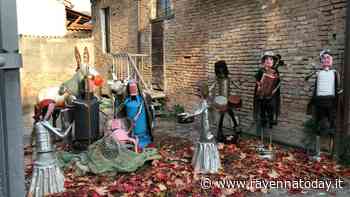 Con scarti e rottami dà vita a un presepe artistico: l'opera dello scultore Renato Mancini - RavennaToday