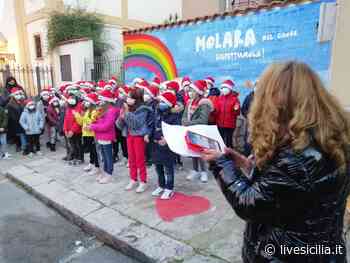 Differenziamoci, gli alunni all’opera per abbellire piazza Molara - Livesicilia.it