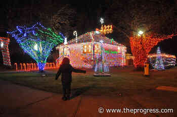 Bright, festive houses light up Chilliwack in annual Christmas lights tour – Chilliwack Progress - Chilliwack Progress