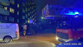 Essen: Lampe brennt in Hochhaus-Fahrstuhl - ein Verletzter - WAZ News