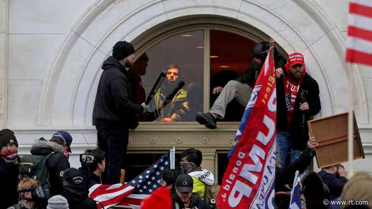 Actor sacked from popular sitcom over Capitol riot – media