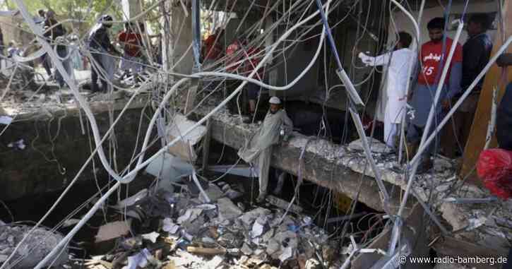 Mindestens zehn Tote bei Explosion in Karachi