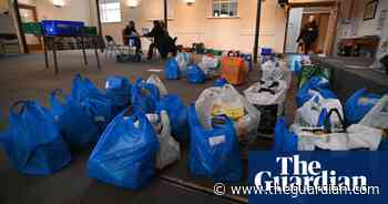 Restaurants face food waste mountain as cancellations soar over Omicron fears - The Guardian