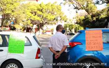 Jubilados y pensionados se manifiestan, otra vez, en Tesorería - El Sol de Cuernavaca