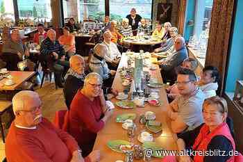 Fahrt zum Weihnachtsmarkt nach Hildesheim mit Besuch des Weihnachtsmärchens "Die Schneekönigin" - AltkreisBlitz
