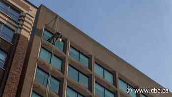 What you need to know about COVID-19 in Ottawa on Friday, Dec. 17 - CBC.ca