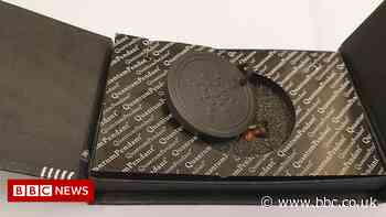 Anti-5G necklaces found to be radioactive