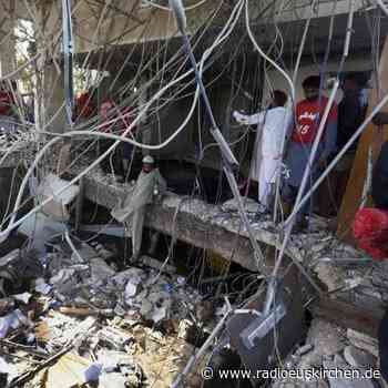 Mindestens zehn Tote bei Explosion in Karachi - radioeuskirchen.de