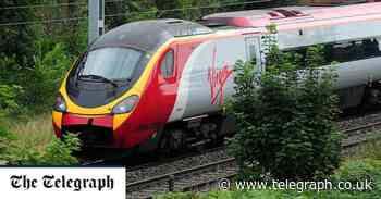 Travellers face public transport nightmare before Christmas - Telegraph.co.uk