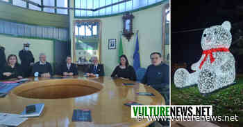 A Melfi un Natale sempre più turistico con musica, luci, artisti in strada, trenino, villaggio di Babbo Natale, Ipogei e tanto altro! Ecco il programma - vulturenews.net