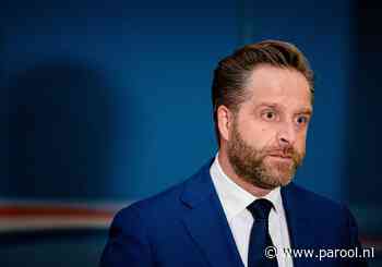 Amsterdamse coronademonstrant (27) valt Hugo de Jonge thuis lastig: 'Verhaal halen' - Parool.nl