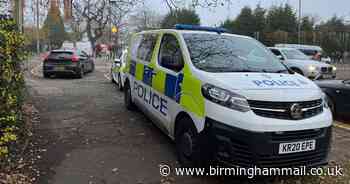 Live updates: Fairfax School in Sutton Coldfield put 'in lockdown' after rampaging teen mob burst in - Birmingham Live