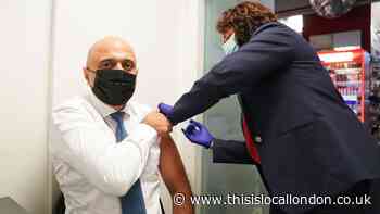 Unvaccinated patients have ‘damaging impact’ on others, says Health Secretary