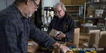 Supply-Chain Mess Threatens Holiday Sales, From Hot Sauce to Board Games - The Wall Street Journal