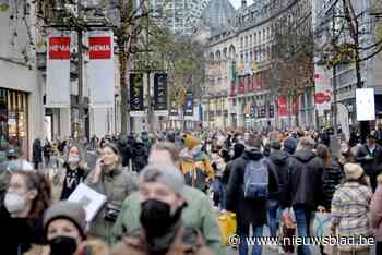 Enorme drukte in Antwerpen en nog meer Nederlanders dan normaal: “We mogen hier zijn, en we doen niets verkeerds, toch?”