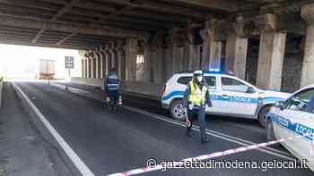 Modena. Bruciata, ciclista investito da un camion Via Emilia Ovest paralizzata per ore - La Gazzetta di Modena