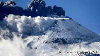 Eruzione Etna, chiuso l'aeroporto di Catania - CataniaToday