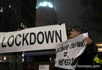 Netherlands 'going into lockdown again' to curb omicron, residents allowed four guests at Christmas