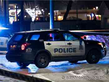 Man's body found in snow-covered vehicle, Edmonton homicide unit investigating - Edmonton Journal