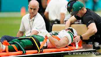 Jets' Riley checks out 'fine' after injuring neck