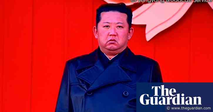 North Korea bans laughing for 11 days during mourning for anniversary of Kim Jong-il's death – video
