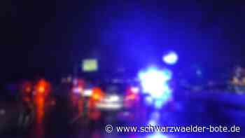 Zwischen Bisingen und Balingen - Trümmerfeld nach Unfall auf B 27 - Vollsperrung - Schwarzwälder Bote