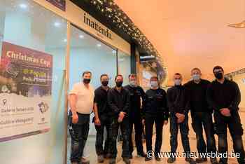Politie opent Christmas Cop Pop-up Police Store in Gulden Vliesgalerij