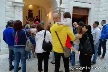 Un week end con l’artista, Pietro Capogrosso pronto a guidare i visitatori alla scoperta della sua personale “Doppiorizzonte” - TraniViva