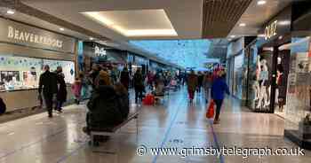 Updates as shoppers hit Grimsby town centre on last Saturday before Christmas - Grimsby Live