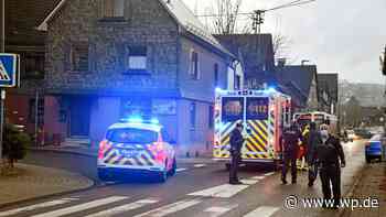 Netphen: Fußgängerin angefahren – Passanten helfen sofort - wp.de