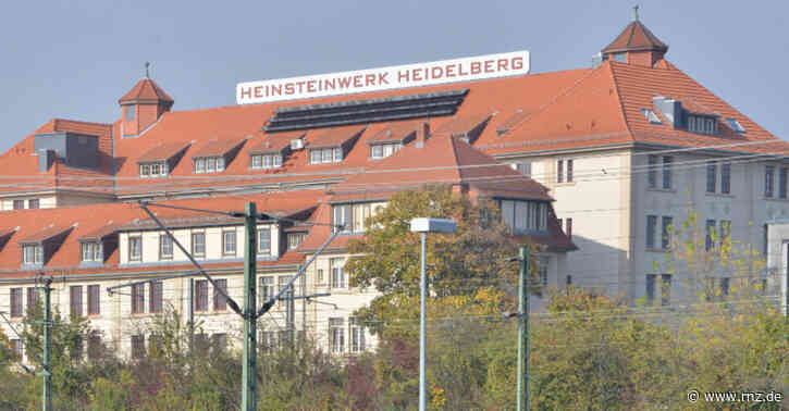 Heinsteinwerk Heidelberg:  Profane Sanitärkeramik löste stilvolle Kachelöfen ab