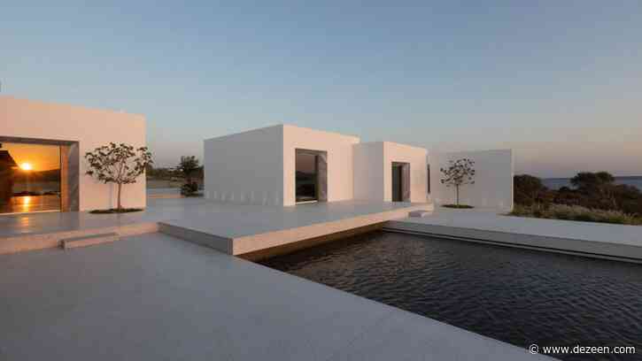 Studio Seilern Architects aligns white villa on Paros to follow the sun