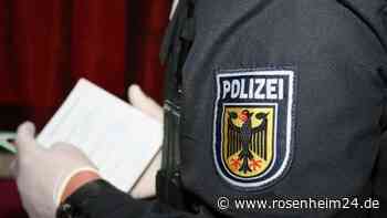 Gefälschte Dokumente entlarvt: Bundespolizei verweigert Urkundenfälschern die Einreise